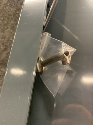 1392426-7 OR-skåp A3 smal brandlås, grå