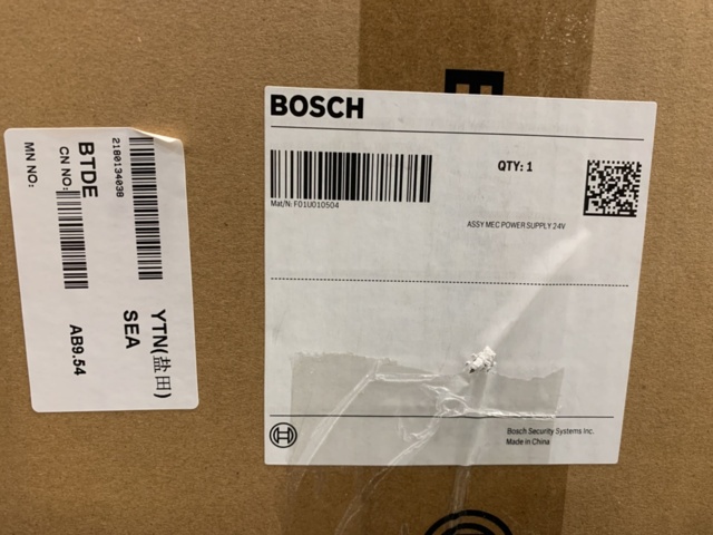 1392431-8 Väggarmsfäste med nätdelsbox, Bosch VG4-A-PA0