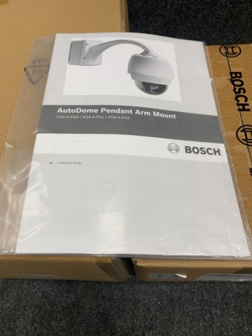 1392431-10 Väggarmsfäste med nätdelsbox, Bosch VG4-A-PA0