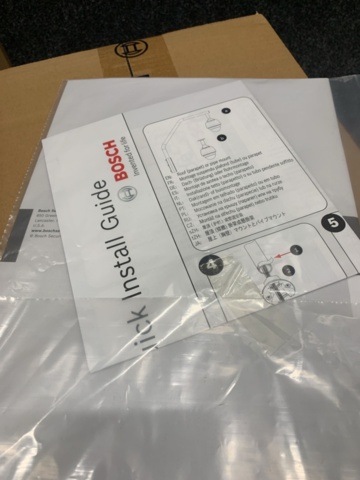 1392431-11 Väggarmsfäste med nätdelsbox, Bosch VG4-A-PA0