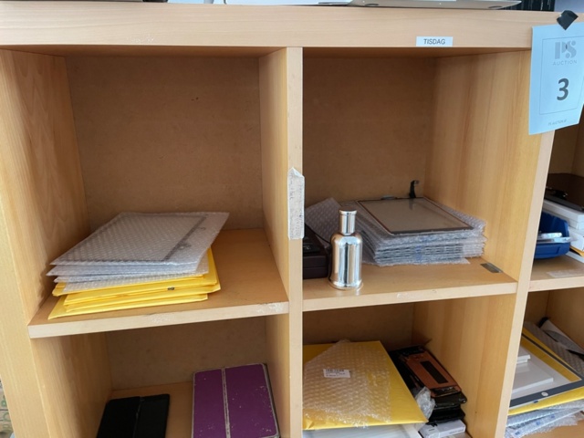 1364903-2 Mobile and iPad spare parts