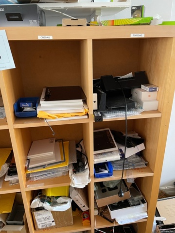 1364903-4 Mobile and iPad spare parts