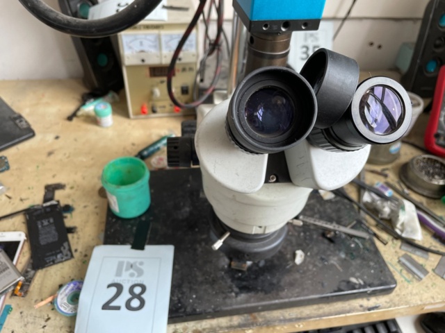 1364928-1 Electric microscope