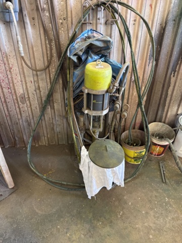 1321845-1 Kremlin Reason 40-25 och färgspruta