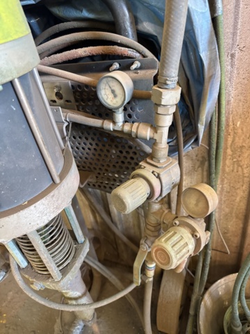 1321845-4 Kremlin Reason 40-25 och färgspruta