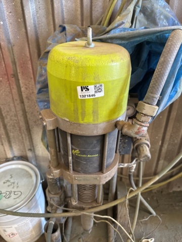 1321846-2 Kremlin Reason 40-25 & Grund färgspruta