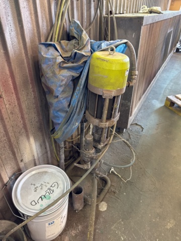 1321846-11 Kremlin Reason 40-25 & Grund färgspruta