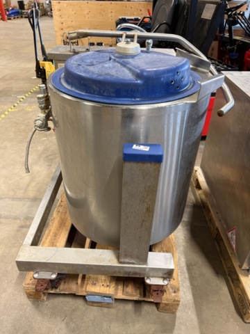 1370389-2 Gryta EasyMobile -2013