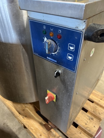 1370389-6 Gryta EasyMobile -2013