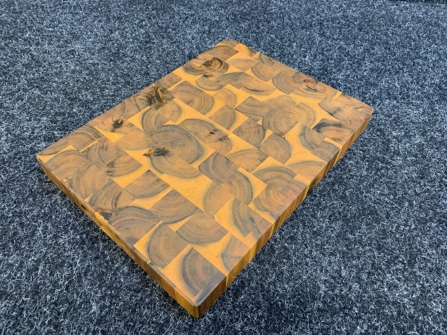 1393802-11 Skärbräda Interbuild Golden Teak 400x300x40mm