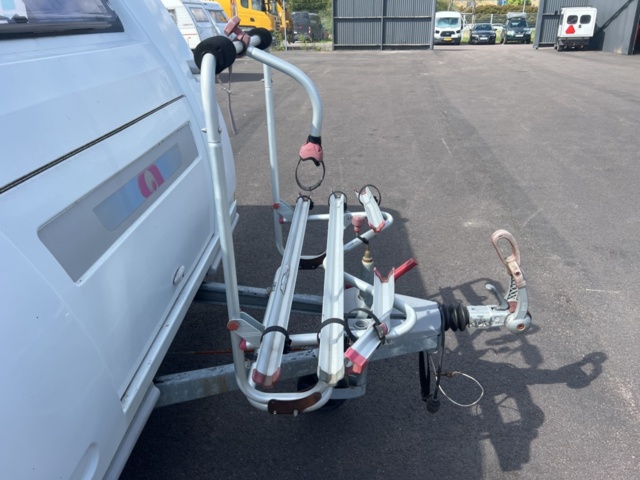 1394358-7 Caravan Adria Mobil Classica 663 UK Adria -2007