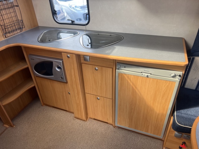 1394358-12 Caravan Adria Mobil Classica 663 UK Adria -2007