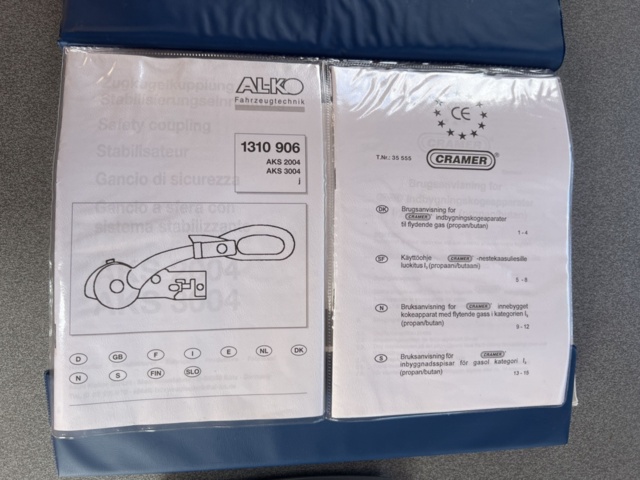1394358-28 Caravan Adria Mobil Classica 663 UK Adria -2007