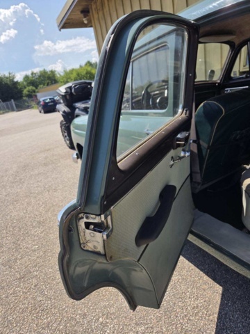 1392115-9 Mercedes-Benz 180 Manual, 68hp, 1960