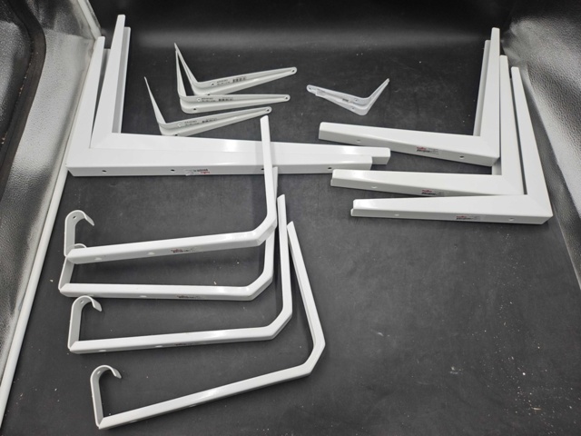 1394389-1 Wall bracket, 13 pcs, Habo & Bårebo, white metal