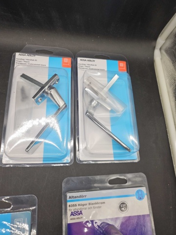 1394399-3 Door handles & cylinders – ASSA