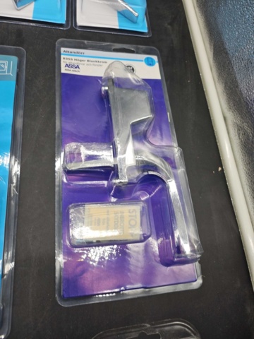 1394399-5 Door handles & cylinders – ASSA