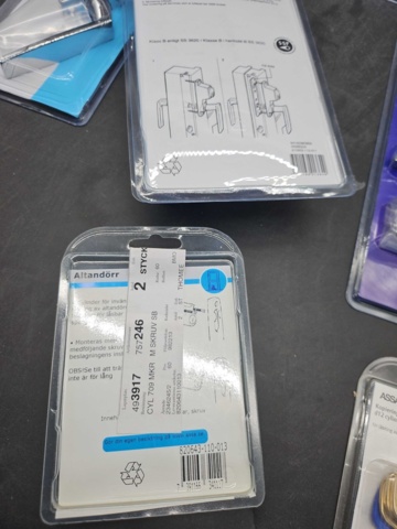 1394399-13 Door handles & cylinders – ASSA