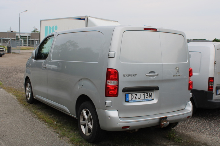 918847-3 Peugeot Expert 2.0 BlueHDi, 177hp, 2019 (Repair item)