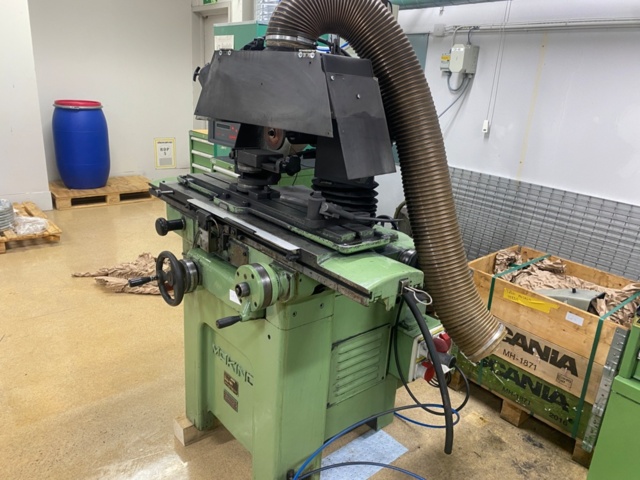 1395191-3 Verktygsslip Makino C-40B