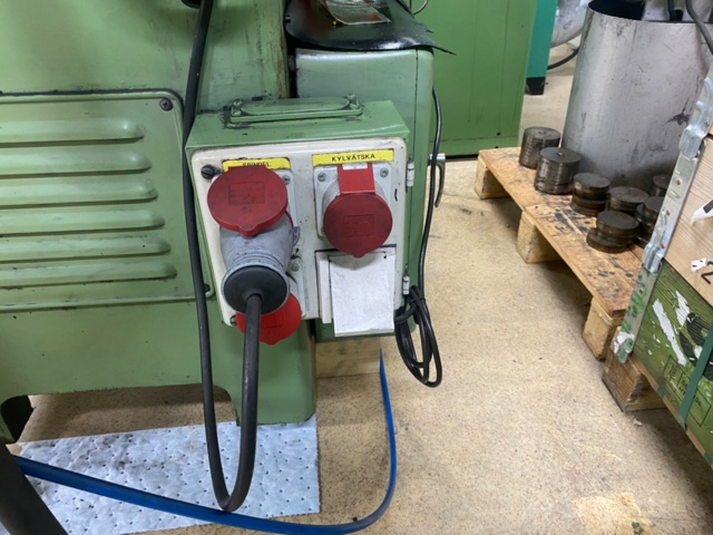 1395191-9 Verktygsslip Makino C-40B