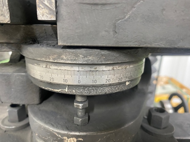 1395191-12 Verktygsslip Makino C-40B