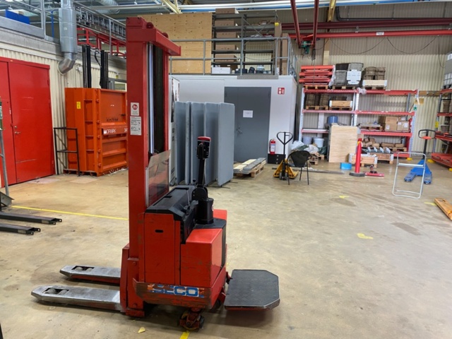 1395198-2 Ledstaplare bt lsv 1250/11 e10