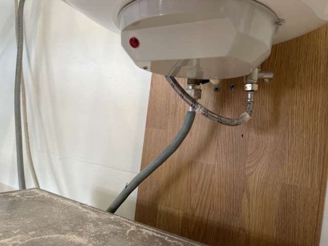 1358045-12 Washing machine, dryer and water heater