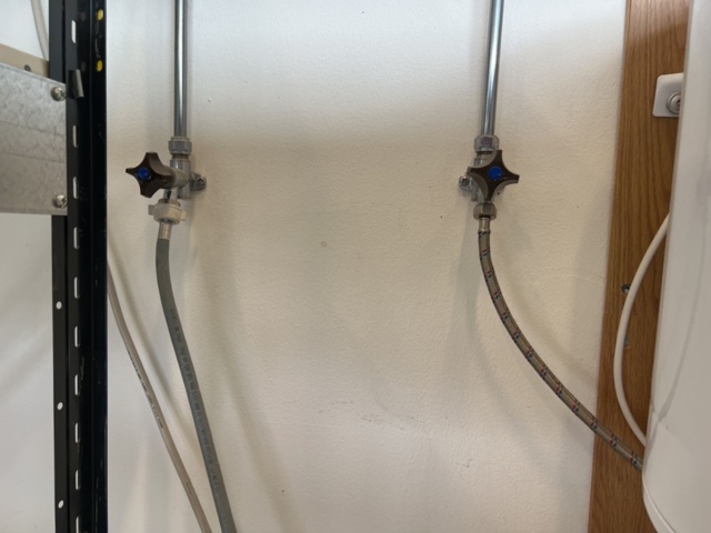 1358045-13 Washing machine, dryer and water heater