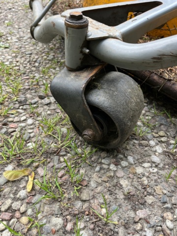 1395214-8 Riding lawn mower Stiga Park Royal 4WD 2011