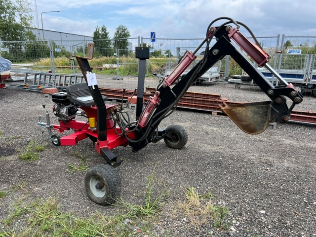 1395228-1 Minigrävare till ATV
