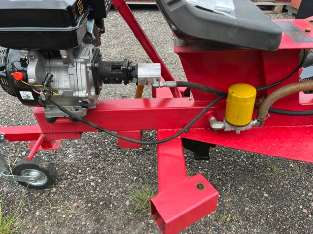 1395228-17 Minigrävare till ATV