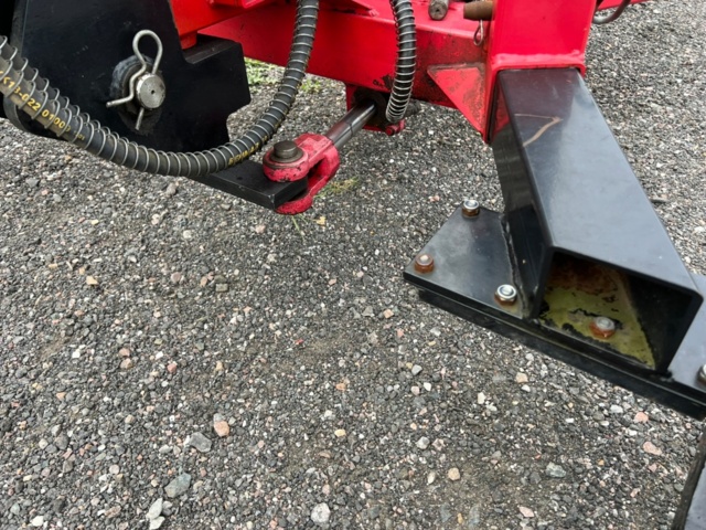 1395228-22 Minigrävare till ATV