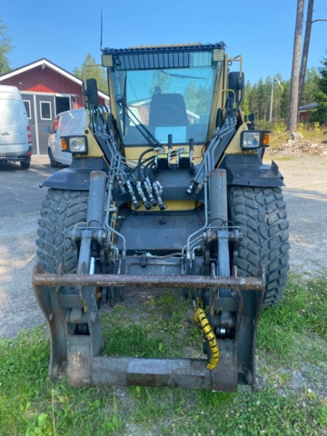 1395305-6 Loader Wille 655 V -2000