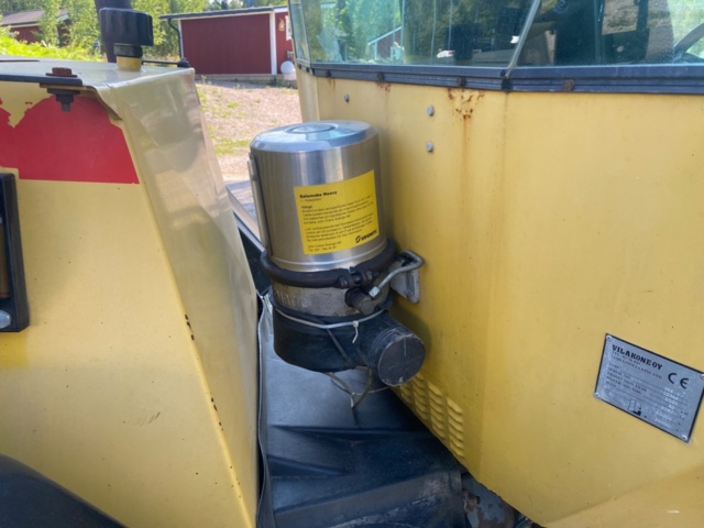 1395305-11 Loader Wille 655 V -2000