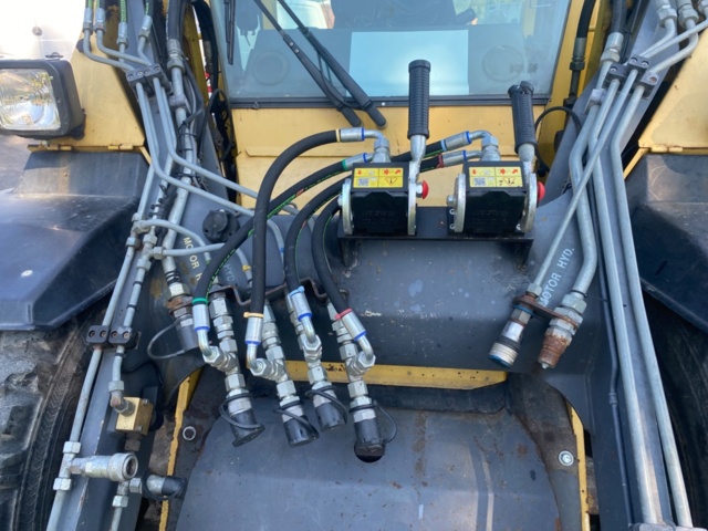 1395305-17 Loader Wille 655 V -2000