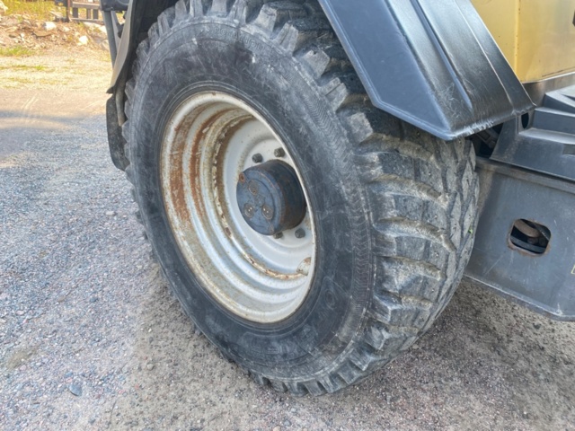 1395305-34 Loader Wille 655 V -2000