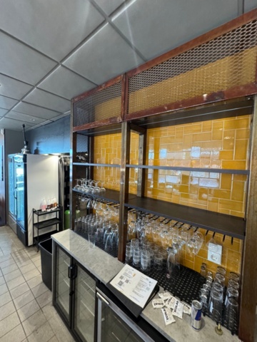 1199540-4 Sprithylla stomme i syrat/lackat stål och hylla