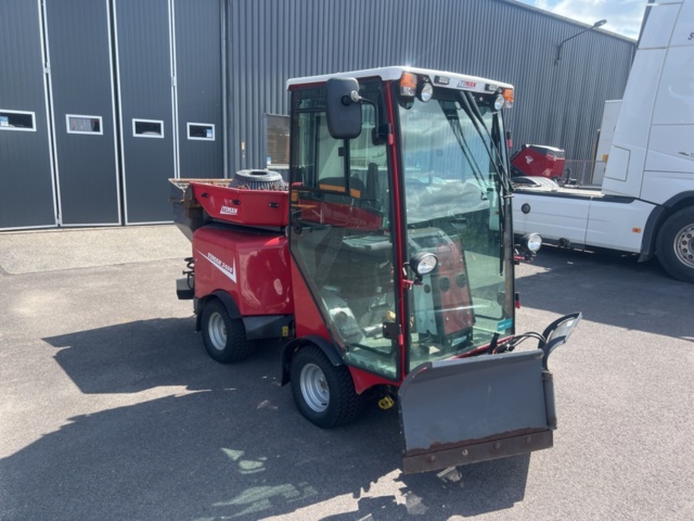 1351289-2 Redskapsbärare med hetvattentvätt och tillbehör - Timan 3400