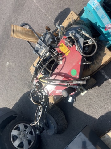 1351289-17 Redskapsbärare med hetvattentvätt och tillbehör - Timan 3400