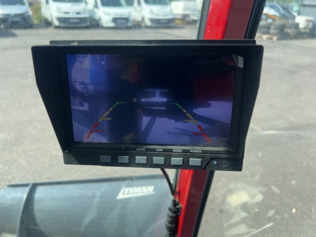 1351289-42 Redskapsbärare med hetvattentvätt och tillbehör - Timan 3400