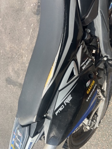 1351299-20 Moped Rieju MRT 50 SM 0.05 Manuell, 3hk -2017 (Reparationsobjekt)