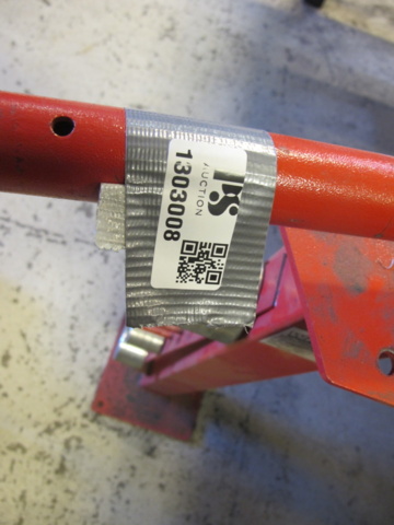 1303008-4 Bockmaskin med ställning