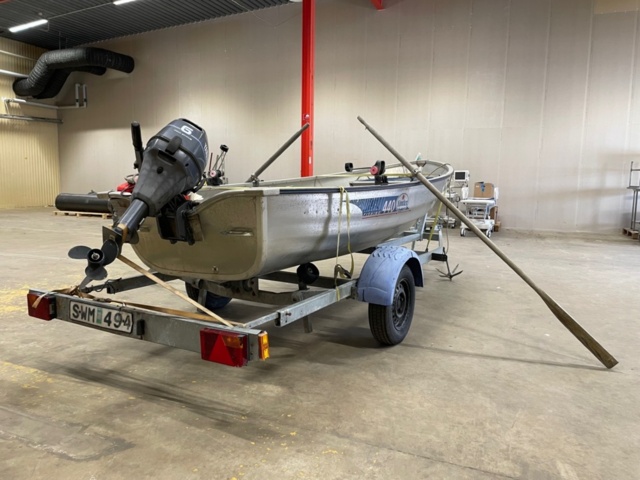 1396181-5 Motorbåt i aluminium med trailer - Linder 440 Fishing