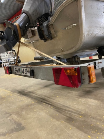 1396181-7 Motorbåt i aluminium med trailer - Linder 440 Fishing