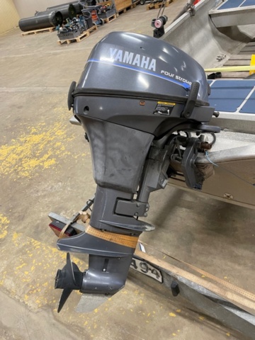 1396181-8 Motorbåt i aluminium med trailer - Linder 440 Fishing