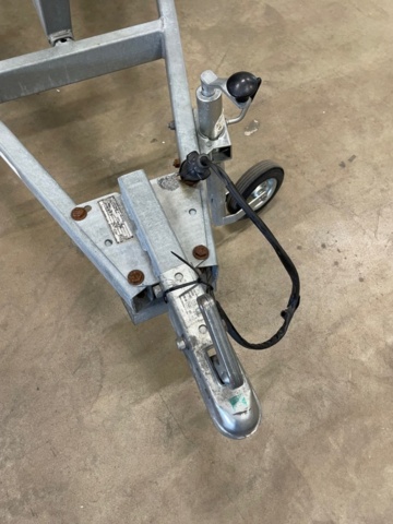 1396181-14 Motorbåt i aluminium med trailer - Linder 440 Fishing