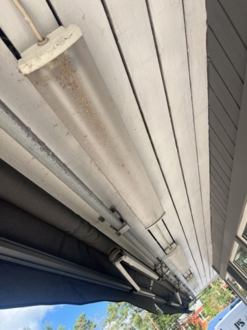 1395335-3 Samling med utomhusbelysning för demontering