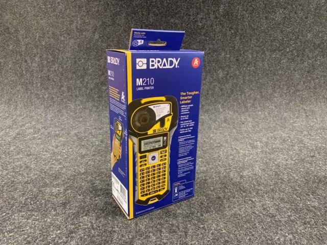 1396586-2 Etikettskrivare Brady M210