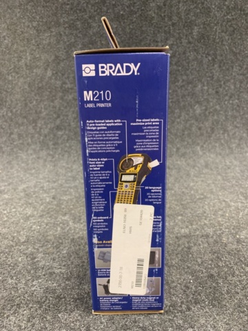 1396586-7 Etikettskrivare Brady M210